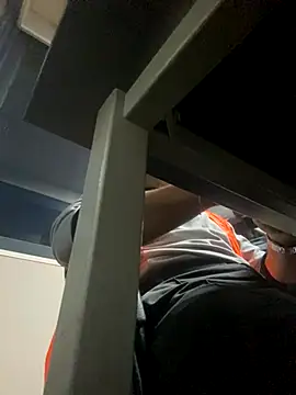 Snapshot of arasazgin chatting on 10-20-25, 03:23 arasazgin online show from 10-20-25, 03:23