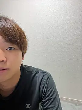 Snapshot of nagi_112 chatting on 10-15-25, 11:07 nagi 112 online show from 10-15-25, 11:07