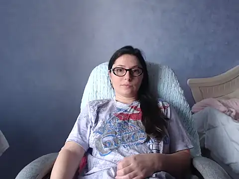 LuckyLisa23 online show from 03-25-26, 11:53