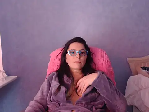 LuckyLisa23 online show from 02-21-26, 10:23