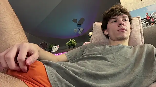 Jeremy1Scott online show from 01-18-26, 11:30