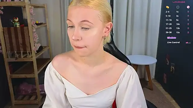 lovedrope online show from 11-25-25, 05:35