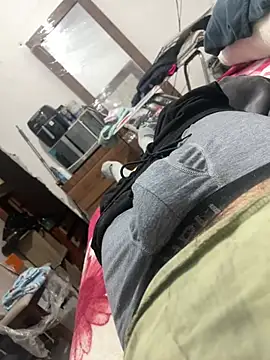 KingFlores online show from 01-12-26, 07:42