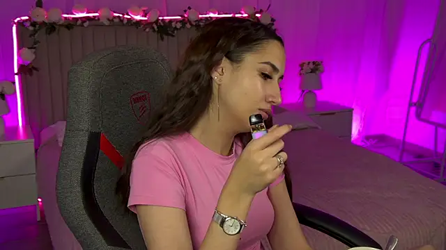 RebeckaThornton online show from 11-17-25, 03:16