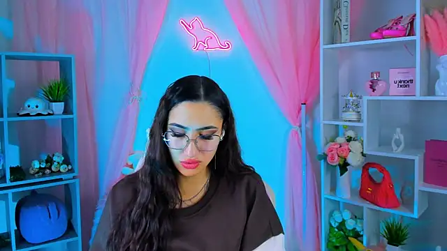 RebeckaThornton online show from 11-11-25, 10:10