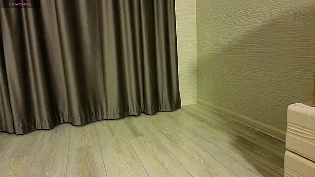 MissPompadure online show from 03-14-26, 04:24