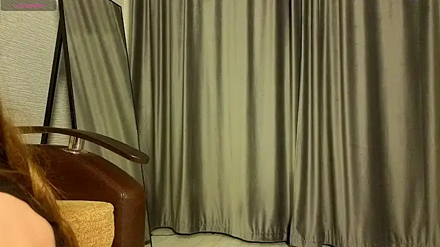 MissPompadure online show from 03-07-26, 07:41