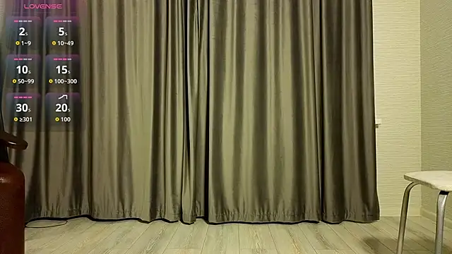 MissPompadure online show from 02-05-26, 06:15