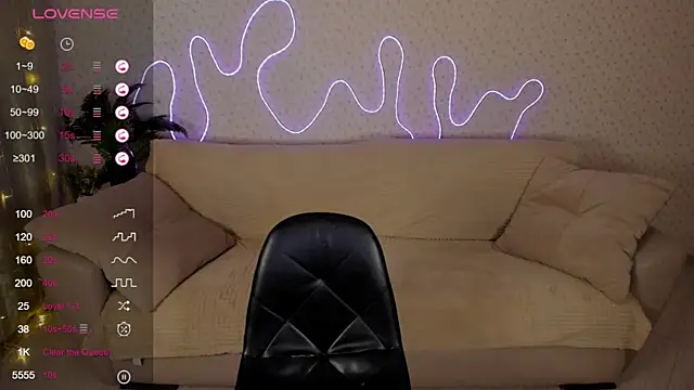 Snapshot of Lilith_Sora chatting on 12-18-25, 11:41 Lilith Sora online show from 12-18-25, 11:41