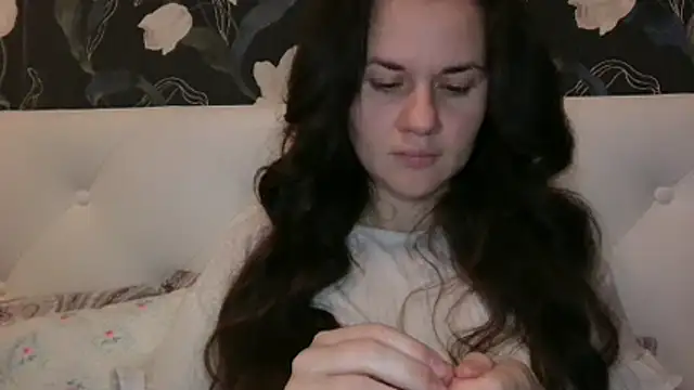 GiaaCaranggi online show from 12-19-25, 08:11