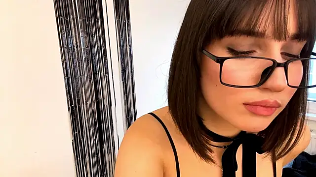 nikabloom online show from 11-20-25, 11:33