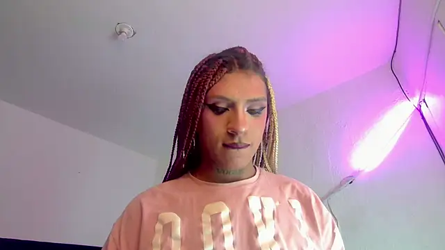 Trix ebony online show from 02-21-26, 07:32