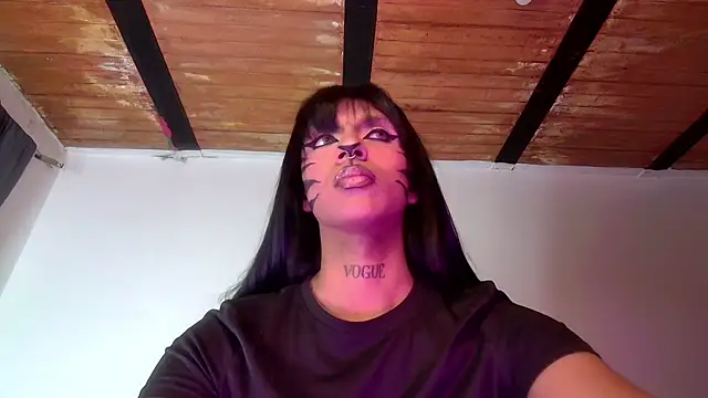 Snapshot of Trix_ebony chatting on 10-16-25, 10:29 Trix ebony online show from 10-16-25, 10:29