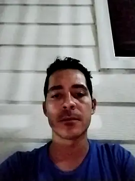 Snapshot of David_man33 chatting on 10-18-25, 04:58 David man33 online show from 10-18-25, 04:58