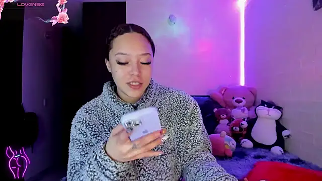 Lizz martins online show from 10-27-25, 01:50