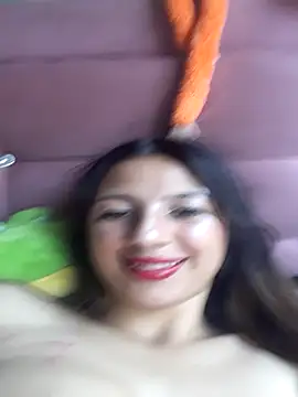 Snapshot of Naomy-daviis chatting on 10-23-25, 08:18 Naomy-daviis online show from 10-23-25, 08:18