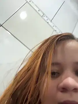 ruivinhadancer online show from 11-18-25, 04:54