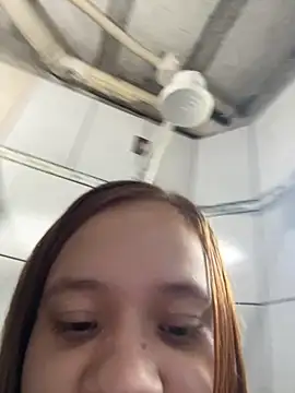 ruivinhadancer online show from 10-13-25, 05:47