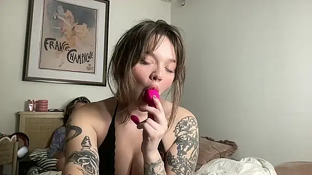 lill daddysgirl online show from 11-09-25, 06:39