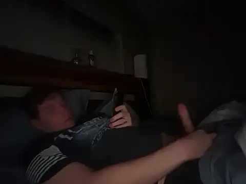 eddieeeeee1232 online show from 11-17-25, 04:38