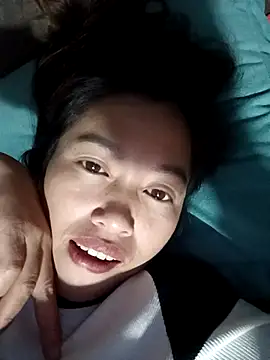 -Paige- online show from 11-26-25, 12:05