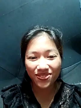 -Paige- online show from 10-23-25, 03:16