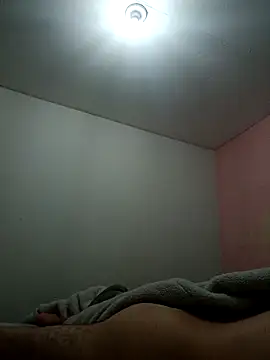 Kleber1980 online show from 11-04-25, 01:31