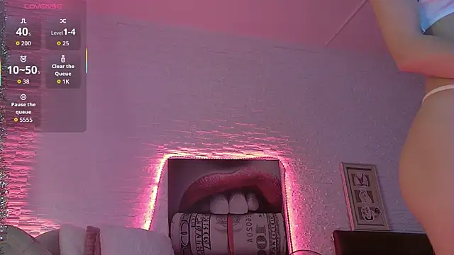 ArielFoxy online show from 12-19-25, 05:15