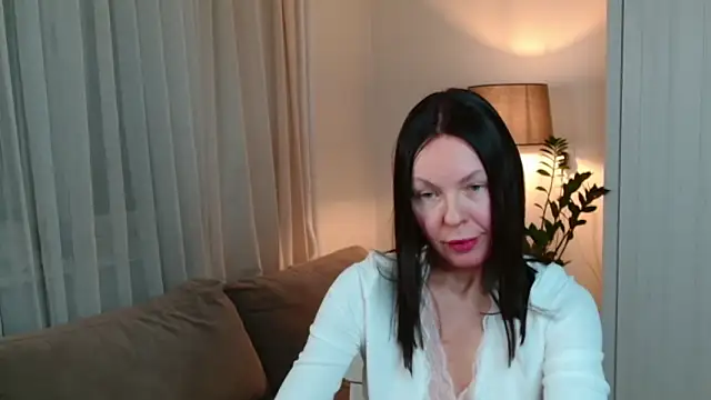 LittleNicolee online show from 02-17-26, 05:32