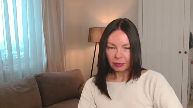 LittleNicolee online show from 01-06-26, 09:13