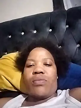 CaramelBoootie online show from 11-15-25, 05:50