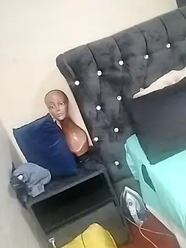 CaramelBoootie online show from 11-21-25, 06:07