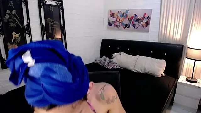 TSJaninexx online show from 10-20-25, 05:42