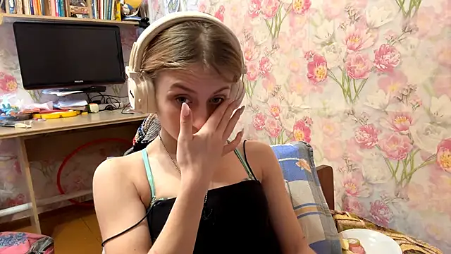 AmeliLia online show from 02-07-26, 10:12