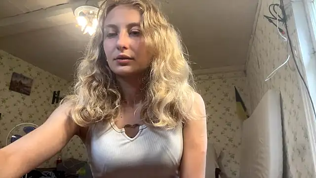 AmeliLia online show from 06-16-26, 12:05