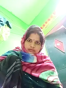 Karishma cute online show from 11-08-25, 01:20