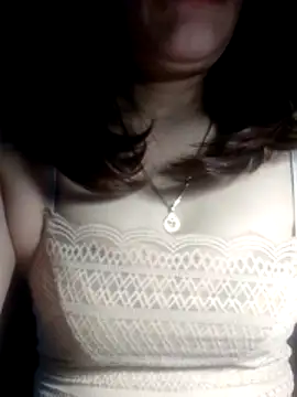 YiyinLy online show from 02-26-26, 09:37