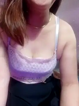 YiyinLy online show from 03-24-26, 06:46