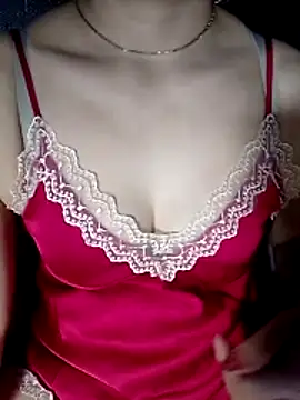 YiyinLy online show from 06-19-26, 12:55