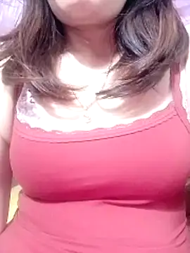 YiyinLy online show from 02-26-26, 07:30