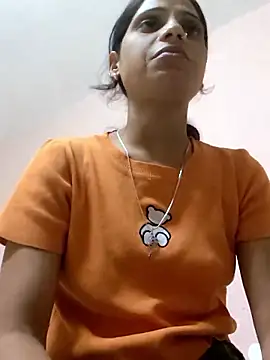 Snapshot of Nitya_hot chatting on 06-13-26, 04:49 Nitya hot online show from 06-13-26, 04:49