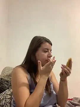 MiraCastellon online show from 10-29-25, 12:15