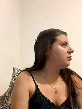 MiraCastellon online show from 11-11-25, 11:27