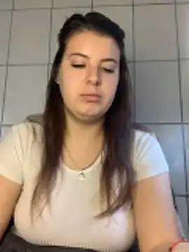 MiraCastellon online show from 11-26-25, 12:05