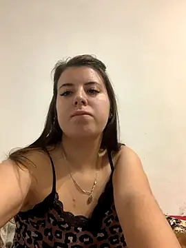 MiraCastellon online show from 11-03-25, 11:41