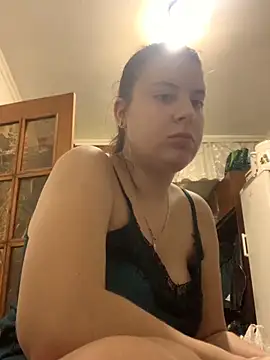 MiraCastellon online show from 10-28-25, 12:55