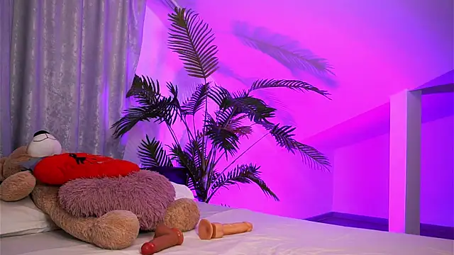 TenderSin online show from 05-26-26, 01:37