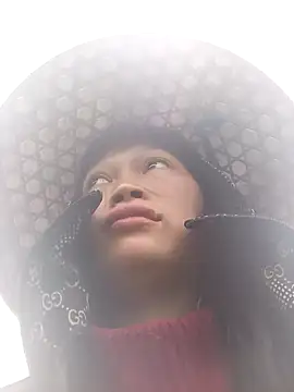 siusiu-00 online show from 11-08-25, 11:14