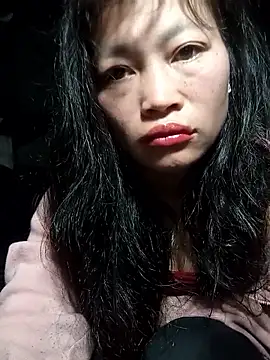 siusiu-00 online show from 12-14-25, 08:47