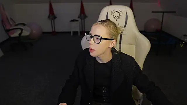 Jessica start online show from 12-15-25, 11:16